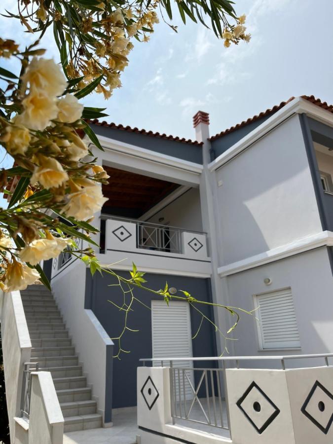 فيلا Ενθύμιον نافبليو المظهر الخارجي الصورة